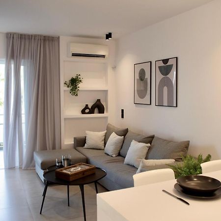 Seafront Apartment By C2C Architects Kalivia Thorikou Esterno foto